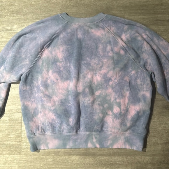 Victoria's Secret Crewneck - Picture 5 of 7